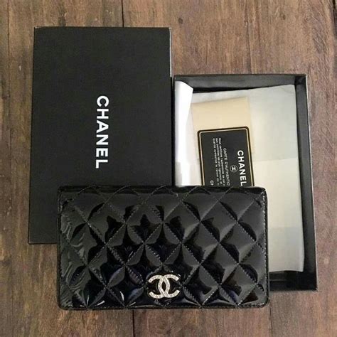 portafoglio chanel donna